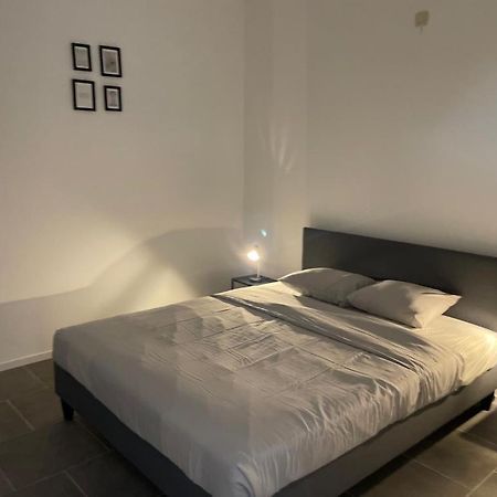 Station 171 Bruxelles-Charleroi-Airport Apartment Екстериор снимка